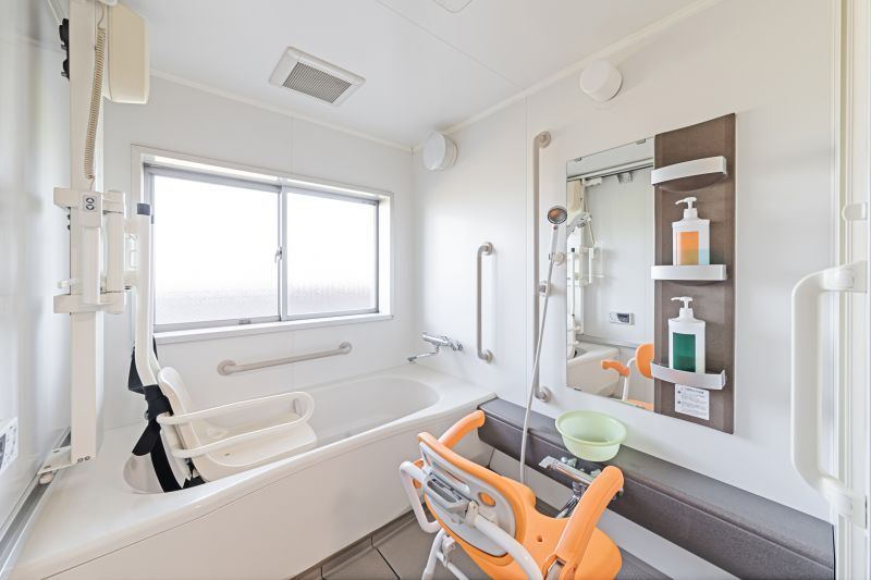 Top Accessible Tub Accessories for Enhanced Safety